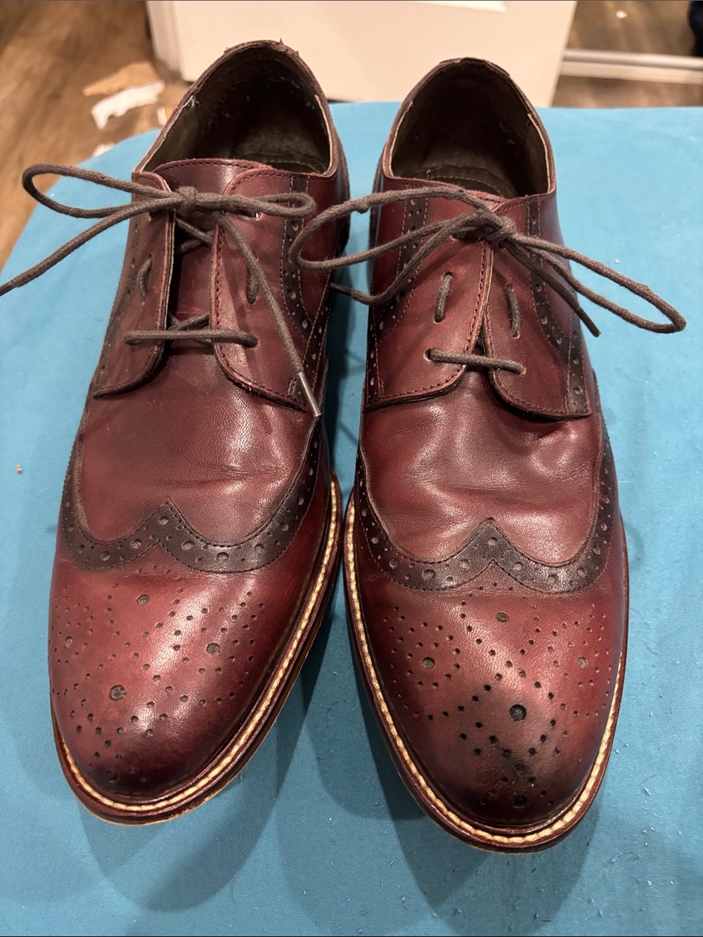 Men's Burgundy Wingtip Leather Dress Shoes